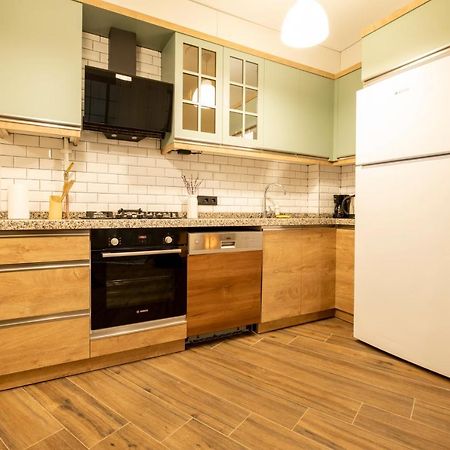 Appartement Spacious And Comfy 2Br In The Heart Of Cihangir à Istambul Extérieur photo