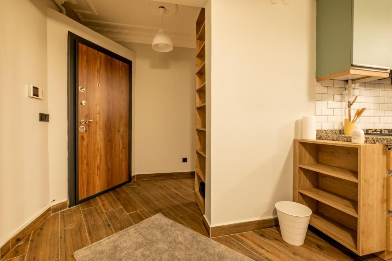 Appartement Spacious And Comfy 2Br In The Heart Of Cihangir à Istambul Extérieur photo