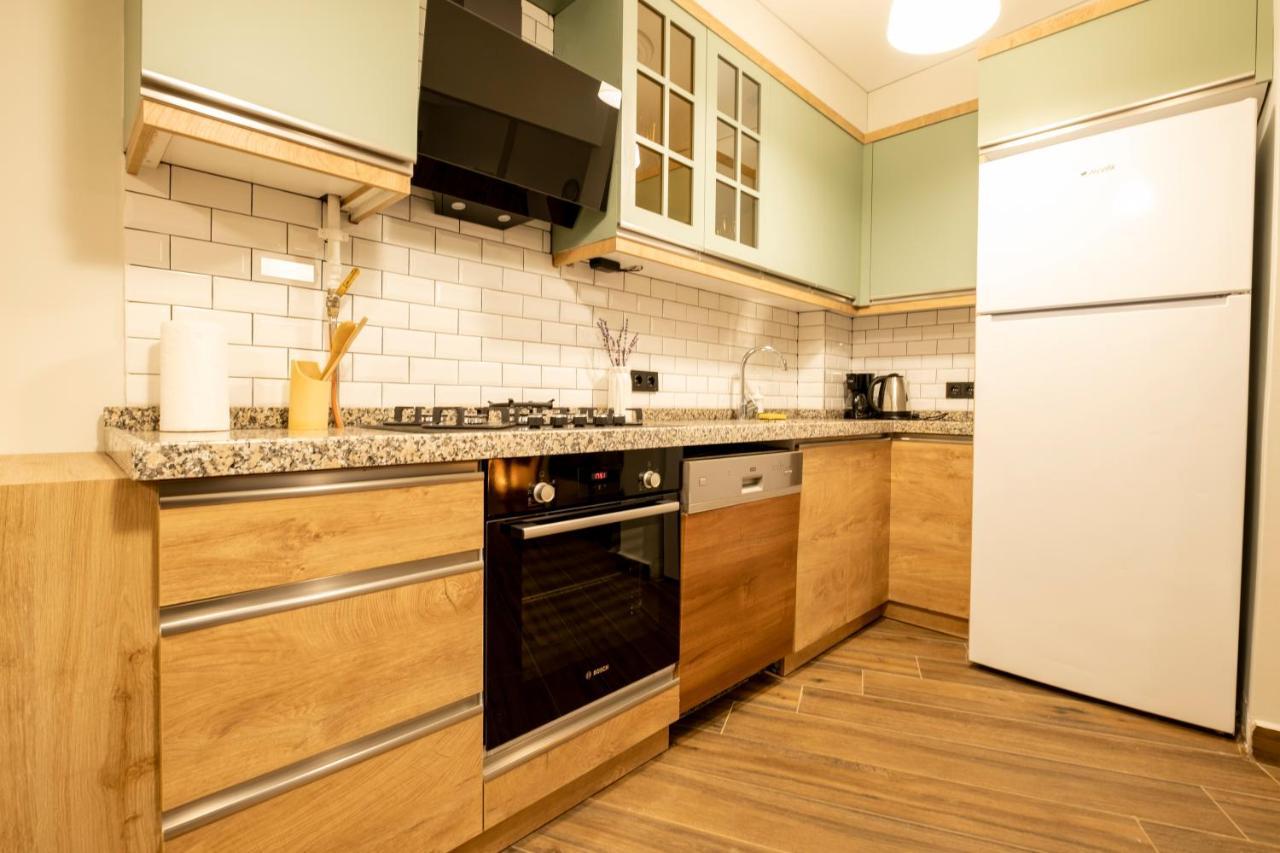 Appartement Spacious And Comfy 2Br In The Heart Of Cihangir à Istambul Extérieur photo